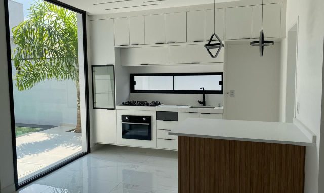 🏡 Alugue!! Casa com Piscina e Churrasqueira no Reserva da Mata – 3 Quartos (1 Suíte) no Corrupira Jundiaií!