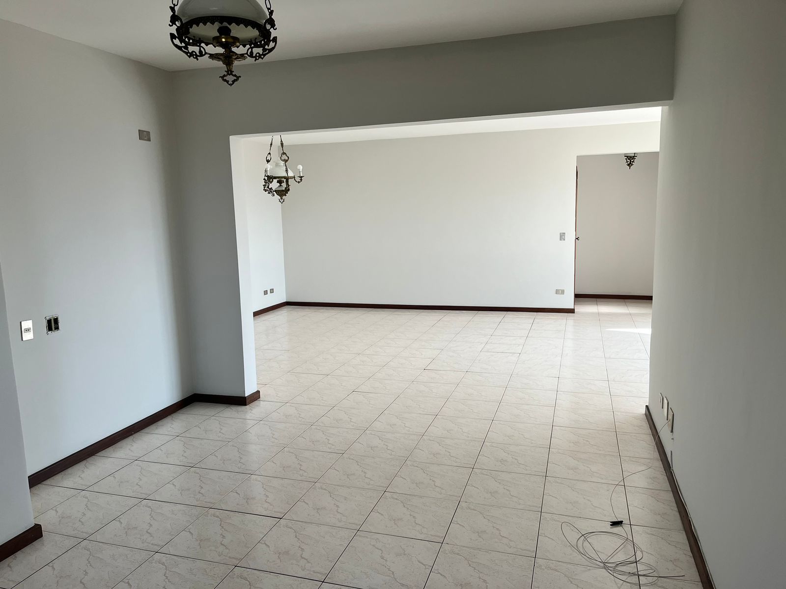 Apartamento 200m² -Edifício Acapulco – Centro