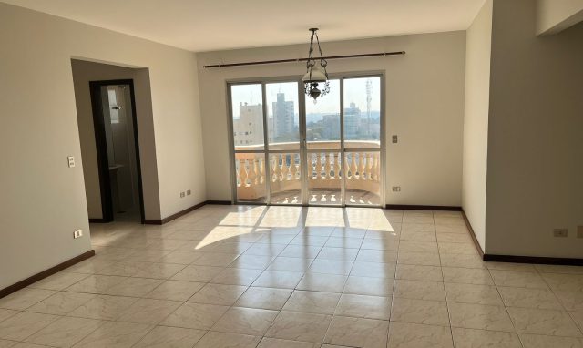 Amplo Apartamento com 200m² à Venda – Edifício Acapulco – Centro de Jundiaí